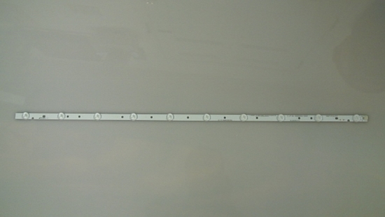 Picture of IC-A-HWAR39D356 C45-PHH-F7 BLS3903B-3 E306084 JP-1 94V-0 DW39F1Y1 TW-75330-A039A WESTINGHOUSE 39 LED TV BACKLIGHT